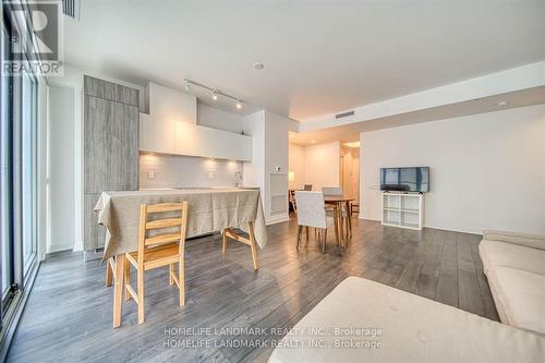 3907 - 50 Charles Street E, Toronto, ON - Indoor