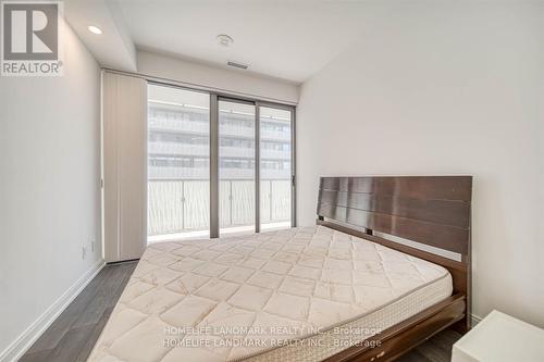 3907 - 50 Charles Street E, Toronto, ON - Indoor