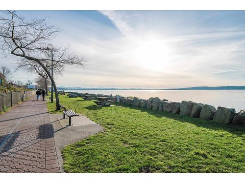 15561 Marine Drive, White Rock, BC 