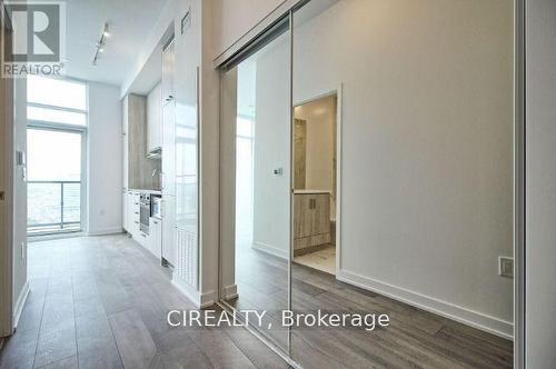 1217 - 38 Honeycrisp Crescent, Vaughan, ON - Indoor Photo Showing Other Room