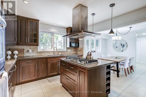 2408 14Th Line N, Innisfil, ON - Indoor Photo Showing Kitchen With Upgraded Kitchen