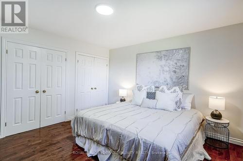 2408 14Th Line N, Innisfil, ON - Indoor Photo Showing Bedroom