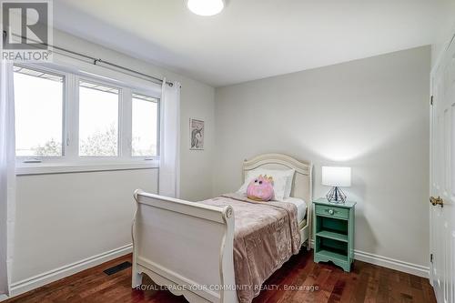 2408 14Th Line N, Innisfil, ON - Indoor Photo Showing Bedroom