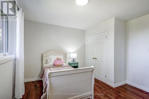 2408 14Th Line N, Innisfil, ON - Indoor Photo Showing Bedroom