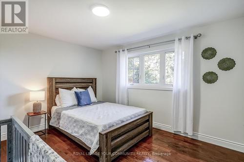 2408 14Th Line N, Innisfil, ON - Indoor Photo Showing Bedroom