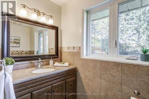 2408 14Th Line N, Innisfil, ON - Indoor Photo Showing Bathroom