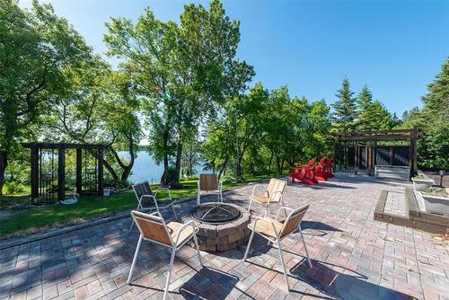 7 Sarapu Rd, Lac Du Bonnet Rm, MB 