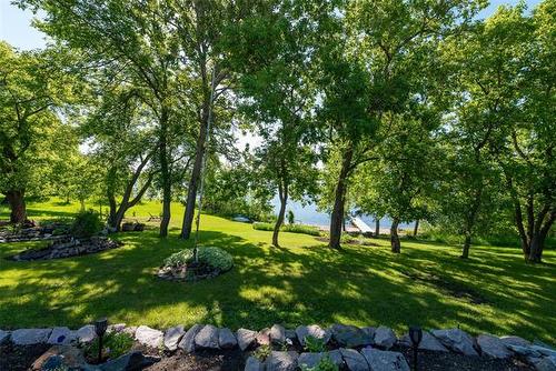 7 Sarapu Rd, Lac Du Bonnet Rm, MB 