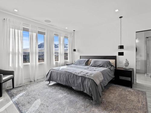 205 Rue Cheval Noir, Kamloops, BC - Indoor Photo Showing Bedroom