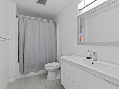 205 Rue Cheval Noir, Kamloops, BC - Indoor Photo Showing Bathroom