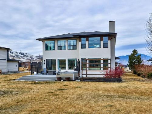 205 Rue Cheval Noir, Kamloops, BC - Outdoor