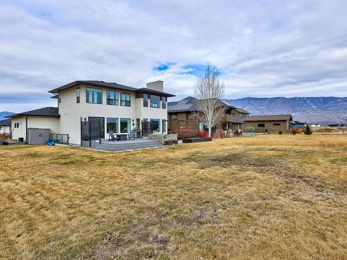 205 Rue Cheval Noir, Kamloops, BC - Outdoor