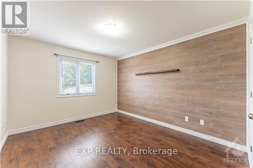 15 Gareau Crescent, Prescott And Russell, ON - Indoor Photo Showing Other Room