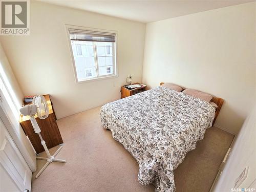 32 243 Herold Terrace, Saskatoon, SK - Indoor Photo Showing Bedroom