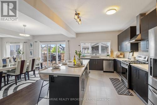 1552 Sandridge Avenue, London, ON - Indoor Photo Showing Kitchen With Stainless Steel Kitchen With Upgraded Kitchen