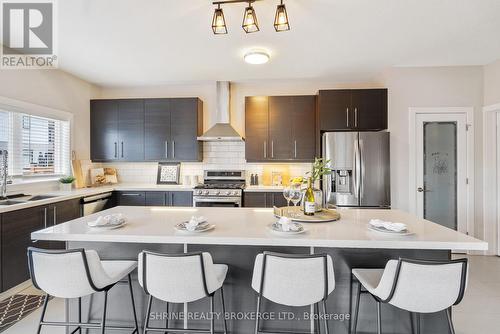 1552 Sandridge Avenue, London, ON - Indoor Photo Showing Dining Room