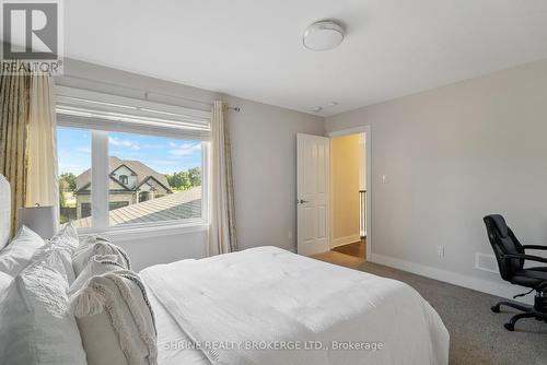 1552 Sandridge Avenue, London, ON - Indoor Photo Showing Bedroom