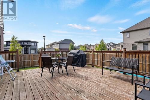 1552 Sandridge Avenue, London, ON - Outdoor With Deck Patio Veranda With Exterior