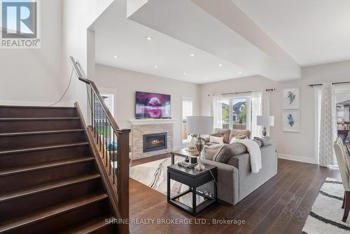 1552 Sandridge Avenue, London, ON - Indoor Photo Showing Living Room With Fireplace