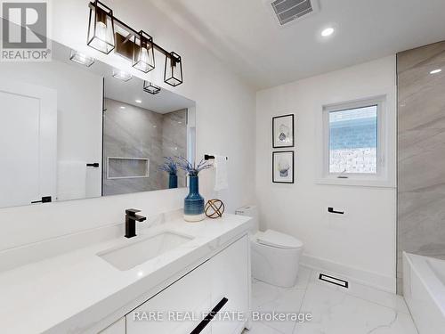 231 Crombie Street, Clarington, ON - Indoor Photo Showing Bathroom