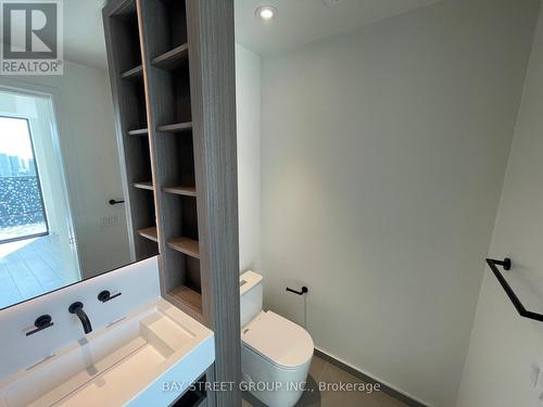 4104 - 55 Charles Street E, Toronto, ON - Indoor Photo Showing Bathroom