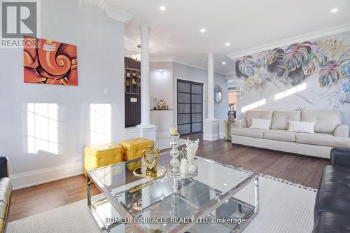 45 Williamson Drive, Brampton, ON - Indoor Photo Showing Living Room