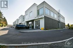 115 - 65 DENZIL DOYLE COURT  Kanata (9010 - Kanata - Emerald Meadows/Trailwest), ON K2M 2G8