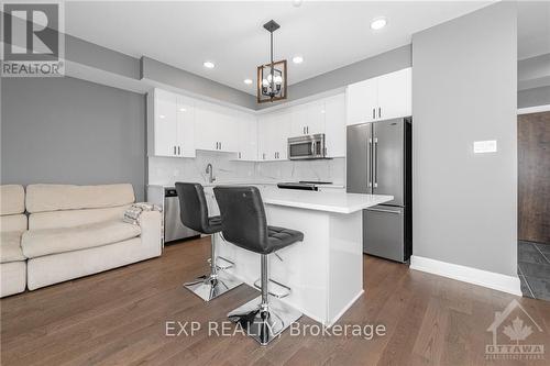 203 - 615 Longfields Drive, Ottawa, ON - Indoor Photo Showing Kitchen With Stainless Steel Kitchen