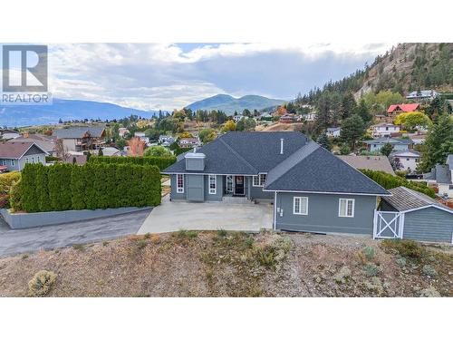 6401 Harrison Heights, Summerland, BC - Outdoor