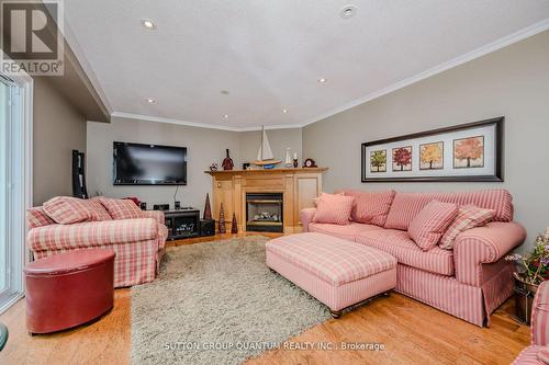 847 Edistel Crescent, Mississauga, ON - Indoor Photo Showing Living Room With Fireplace