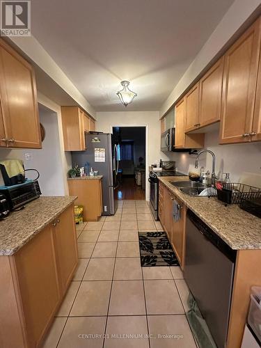 Upper - 730 Horning Street, Mississauga, ON - Indoor Photo Showing Kitchen