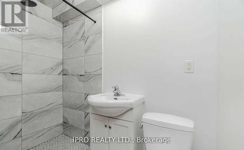 86 Kettlewell Crescent, Brampton, ON - Indoor Photo Showing Bathroom