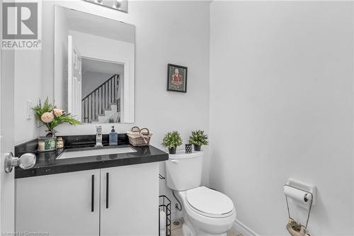 37 Woodedge Circle, Kitchener, ON - Indoor Photo Showing Bathroom