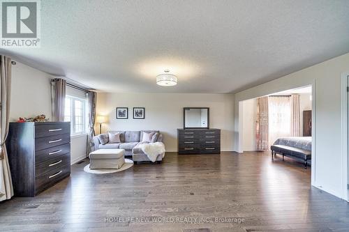 509 Clifford Perry Place, Newmarket, ON - Indoor Photo Showing Bathroom