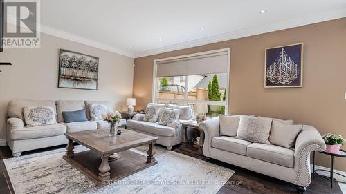 1129 Meighen Way, Milton, ON - Indoor Photo Showing Living Room