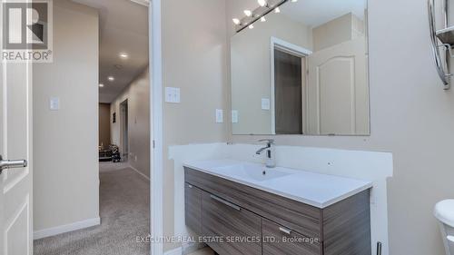 1129 Meighen Way, Milton, ON - Indoor Photo Showing Bathroom