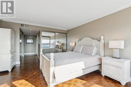 2310 - 1300 Bloor Street, Mississauga, ON - Indoor Photo Showing Bedroom