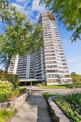 2310 - 1300 Bloor Street, Mississauga, ON - Outdoor With Facade