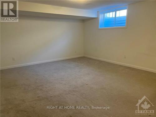 176 Namaste Walk, Barrhaven (7704 - Barrhaven - Heritage Park), ON - Indoor Photo Showing Dining Room