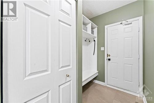 6109 Fernbank Road, Stittsville, ON - Indoor Photo Showing Other Room