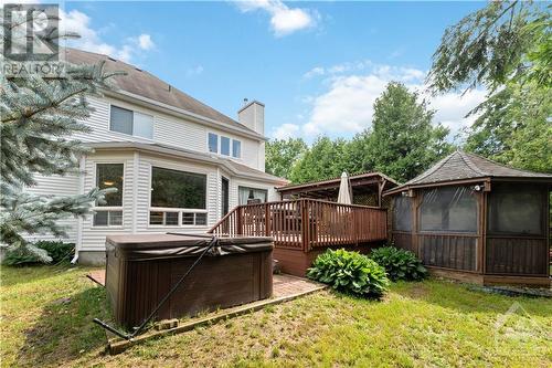 6109 Fernbank Road, Stittsville, ON - Outdoor With Deck Patio Veranda