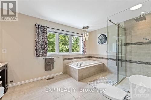 6109 Fernbank Road, Ottawa, ON - Indoor Photo Showing Bathroom