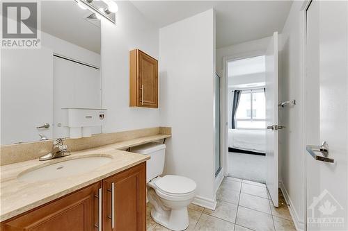 200 Rideau Street Unit#712, Ottawa, ON - Indoor Photo Showing Bathroom