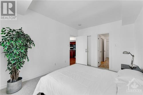 200 Rideau Street Unit#712, Ottawa, ON - Indoor Photo Showing Bedroom