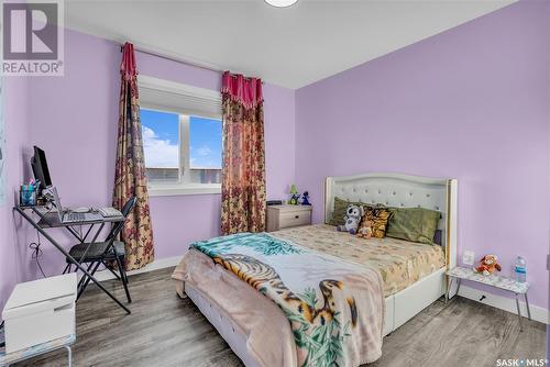 800 1St Avenue N, Martensville, SK - Indoor Photo Showing Bedroom