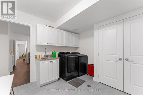 17 Brant Drive, Vaughan, ON - Indoor Photo Showing Laundry Room