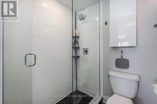 202 - 720 Yonge Street, Barrie, ON - Indoor Photo Showing Bathroom