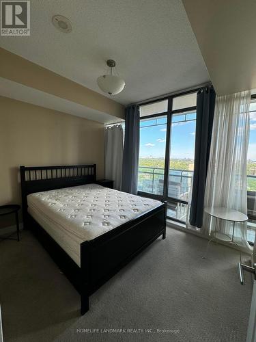 1602 - 18 Yorkville Avenue, Toronto, ON - Indoor Photo Showing Bedroom