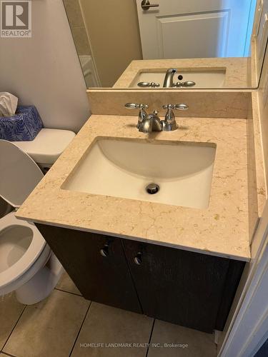 1602 - 18 Yorkville Avenue, Toronto, ON - Indoor Photo Showing Bathroom