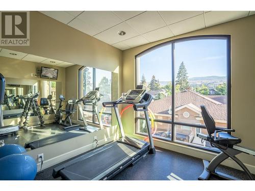 4433 Gordon Drive Unit# 208, Kelowna, BC - Indoor Photo Showing Gym Room